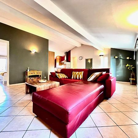 Cc Ot La Maison De Paule Old Town Promenade Des A Apartment Ница Екстериор снимка