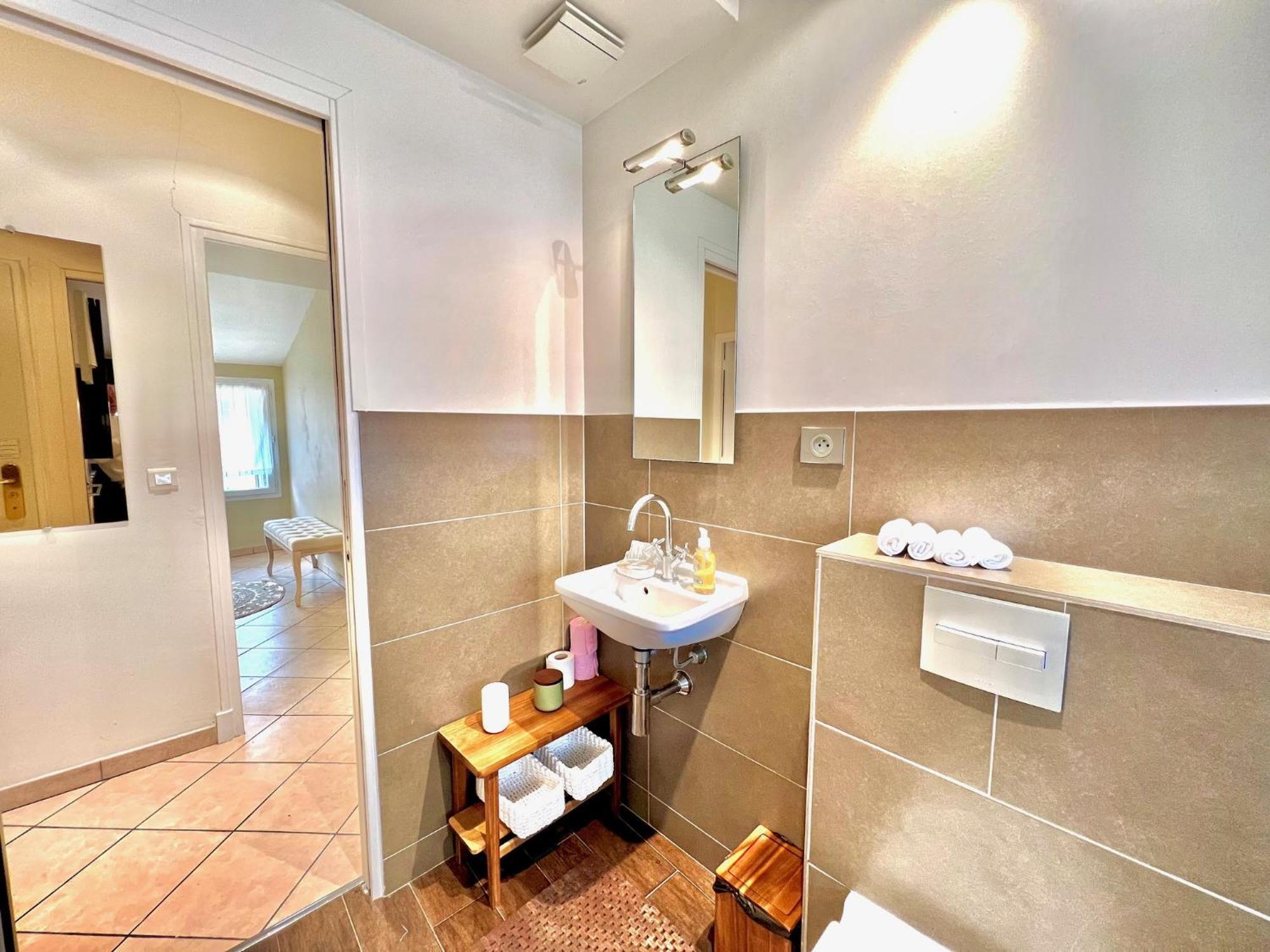 Cc Ot La Maison De Paule Old Town Promenade Des A Apartment Ница Екстериор снимка