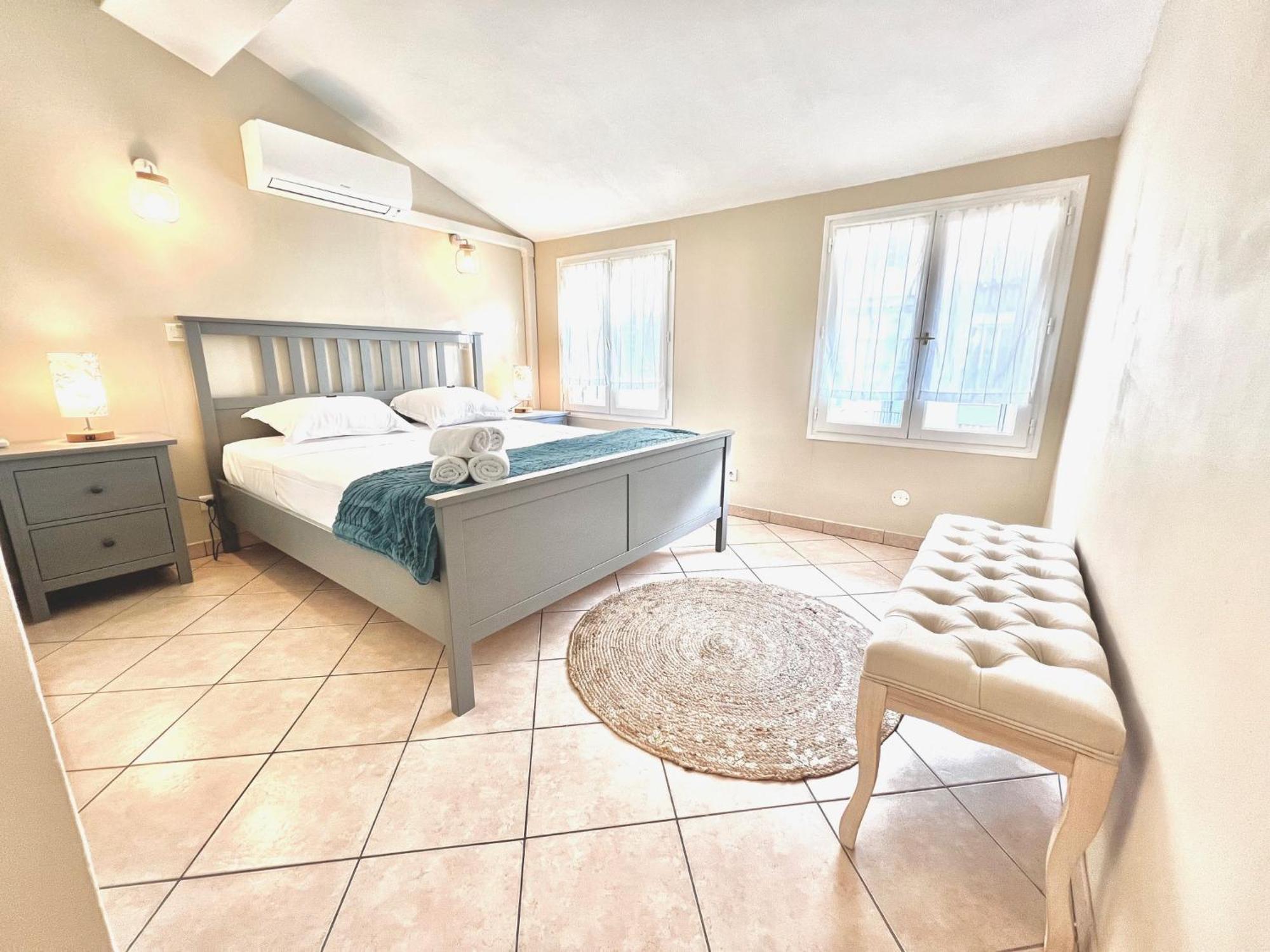 Cc Ot La Maison De Paule Old Town Promenade Des A Apartment Ница Екстериор снимка