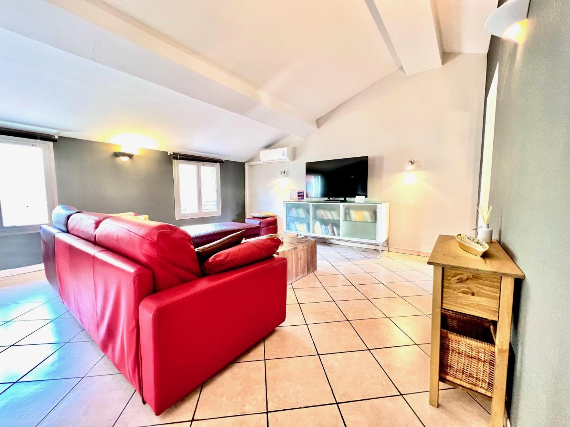 Cc Ot La Maison De Paule Old Town Promenade Des A Apartment Ница Екстериор снимка