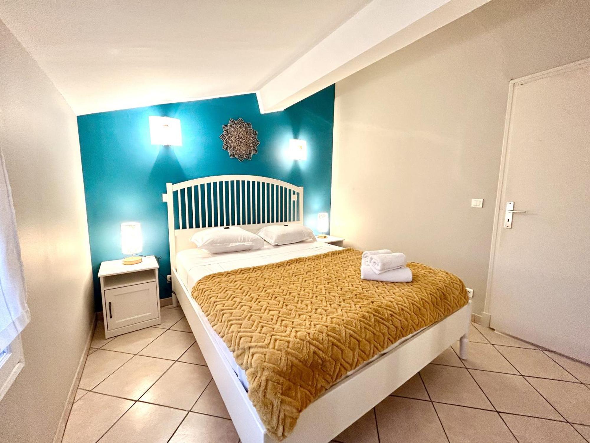 Cc Ot La Maison De Paule Old Town Promenade Des A Apartment Ница Екстериор снимка