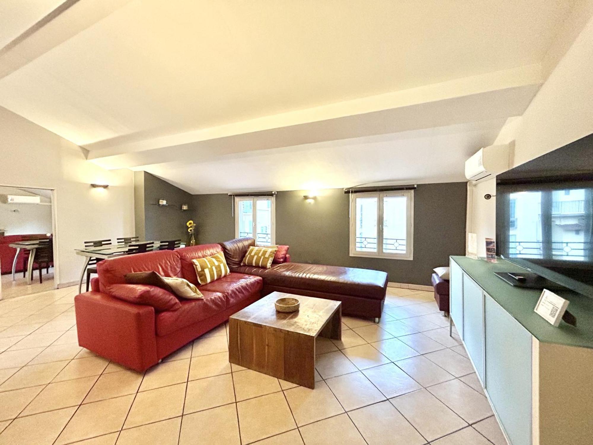 Cc Ot La Maison De Paule Old Town Promenade Des A Apartment Ница Екстериор снимка
